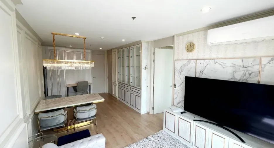 For sale 2 bedrooms condo in Watthana, Bangkok