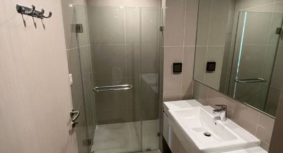 For sale 2 bedrooms condo in Watthana, Bangkok