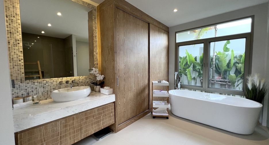 For sale and for rent 3 bedrooms villa in Thalang, Phuket