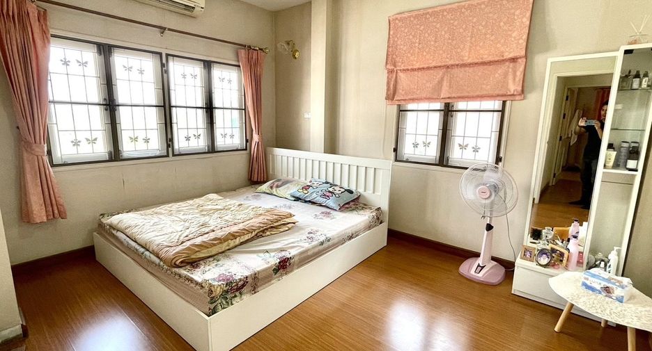À vendre 4 chambres maison à Sai Mai, Bangkok