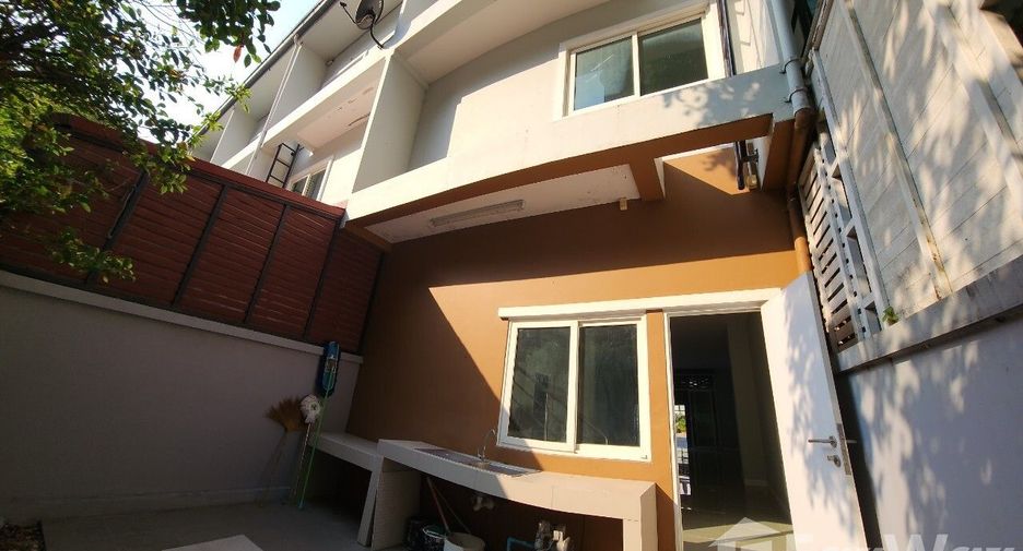 ขาย 3 ห้องนอน ทาวน์เฮ้าส์ ใน เมืองนครราชสีมา, นครราชสีมา