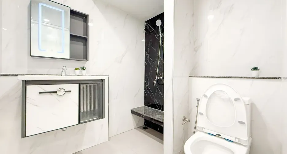 For sale 3 bedrooms townhouse in Pak Kret, Nonthaburi