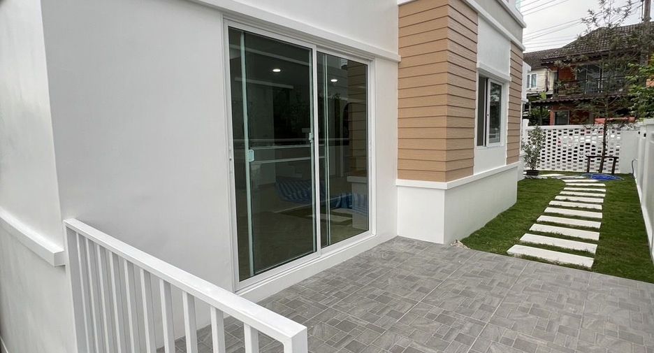 Casa adosada en venta de 3 habitaciones en Mueang Phuket, Phuket