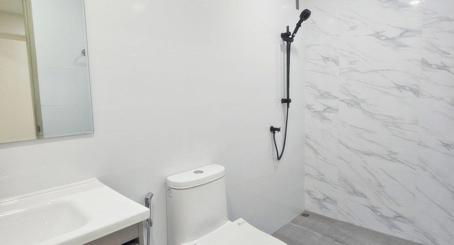 For sale 2 bedrooms townhouse in Bueng Kum, Bangkok