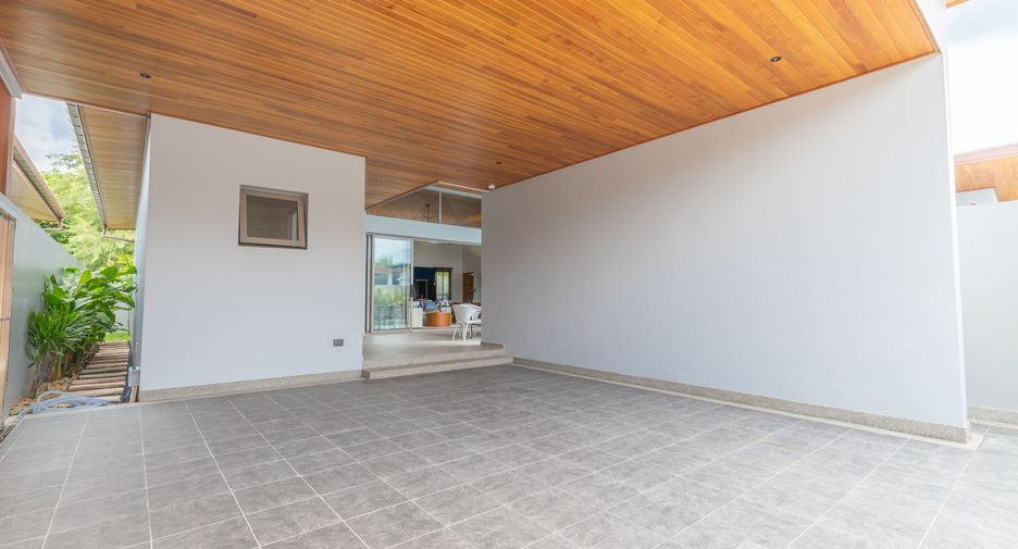 For rent 3 bedrooms villa in Thalang, Phuket