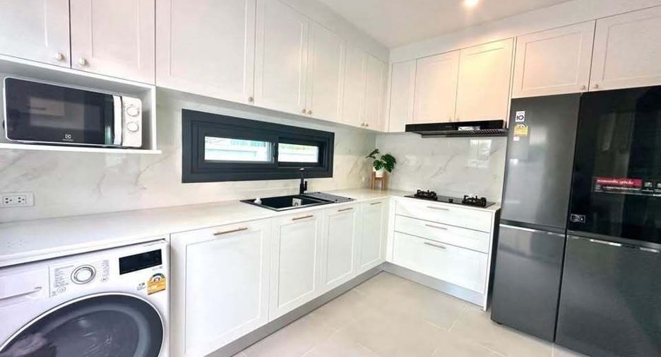 For rent 4 ベッドルーム house in Mueang Phuket, Phuket