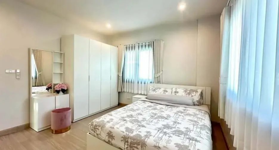 For rent 4 ベッドルーム house in Mueang Phuket, Phuket