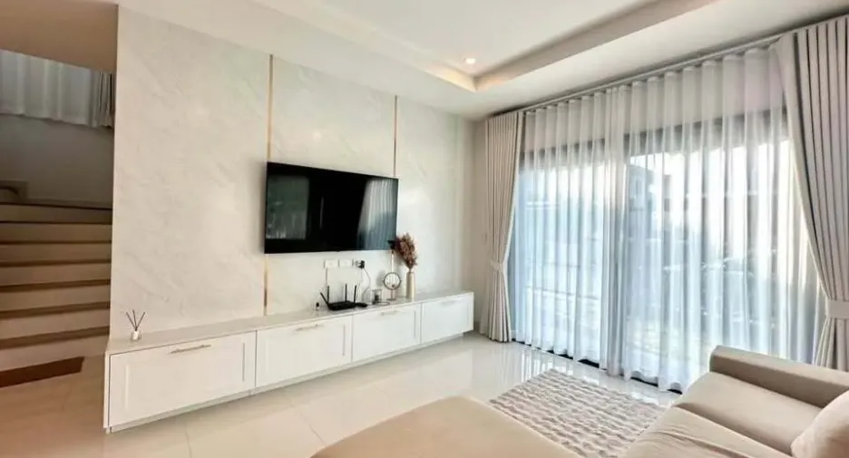 For rent 4 ベッドルーム house in Mueang Phuket, Phuket