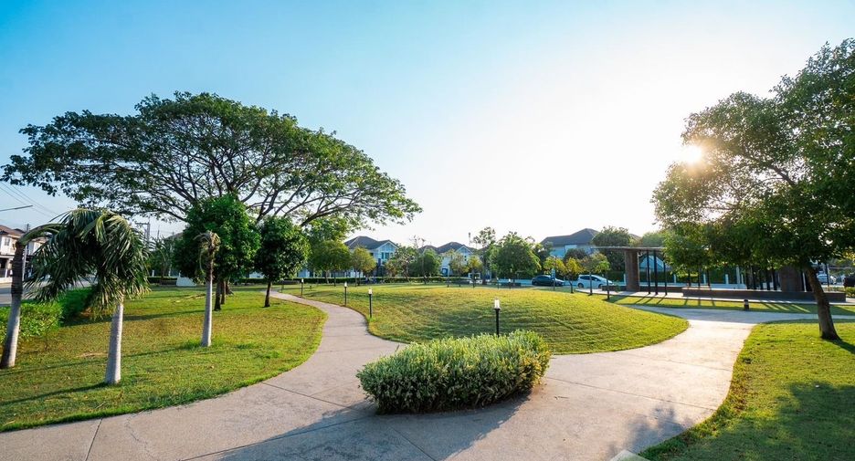 For sale 3 bedrooms townhouse in Kamphaeng Saen, Nakhon Pathom