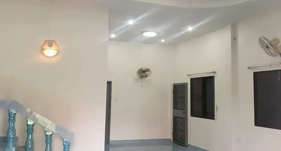 Casa en venta de 3 habitaciones en Mueang Lop Buri, Lopburi