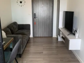 For sale 1 bed condo in Mueang Samut Prakan, Samut Prakan