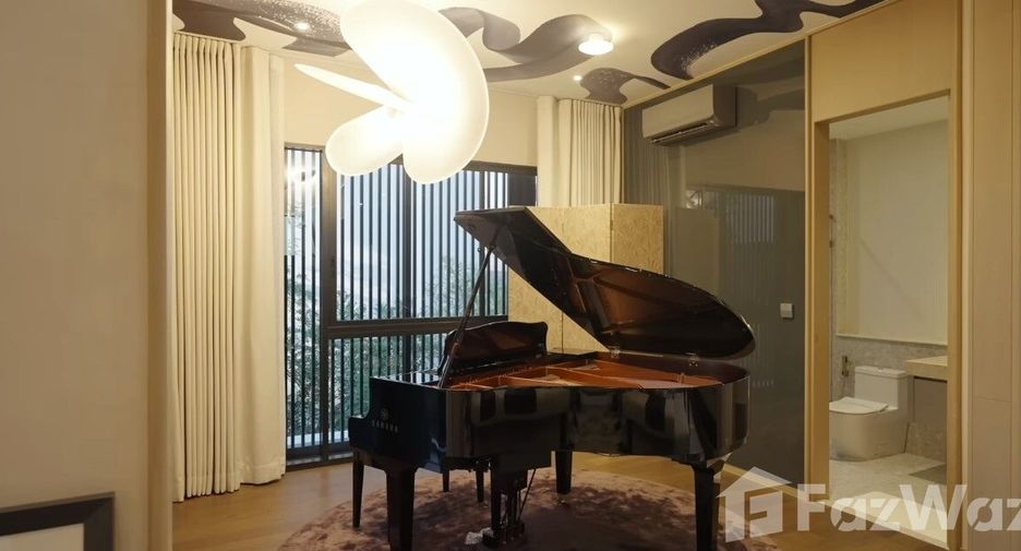 For sale 3 bedrooms house in Bang Kapi, Bangkok