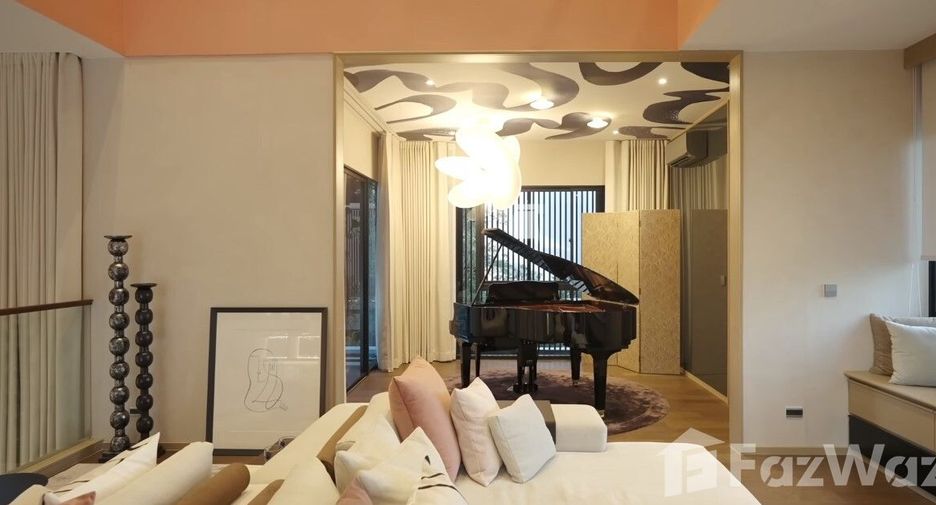 For sale 3 bedrooms house in Bang Kapi, Bangkok