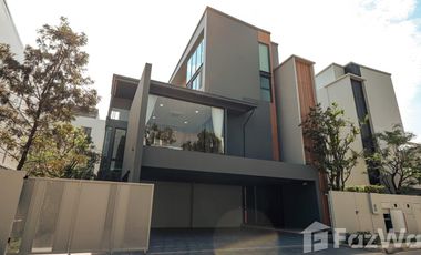 Casa en venta de 5 habitaciones en Saphan Sung, Bangkok