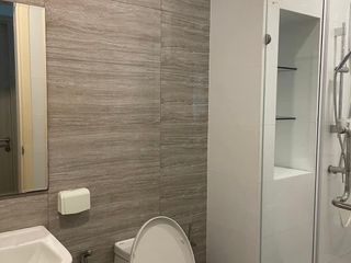 À vendre 1 chambre condo à Mueang Samut Prakan, Samut Prakan