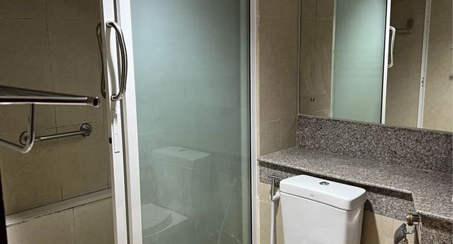 For sale 1 bed condo in Bang Kho Laem, Bangkok