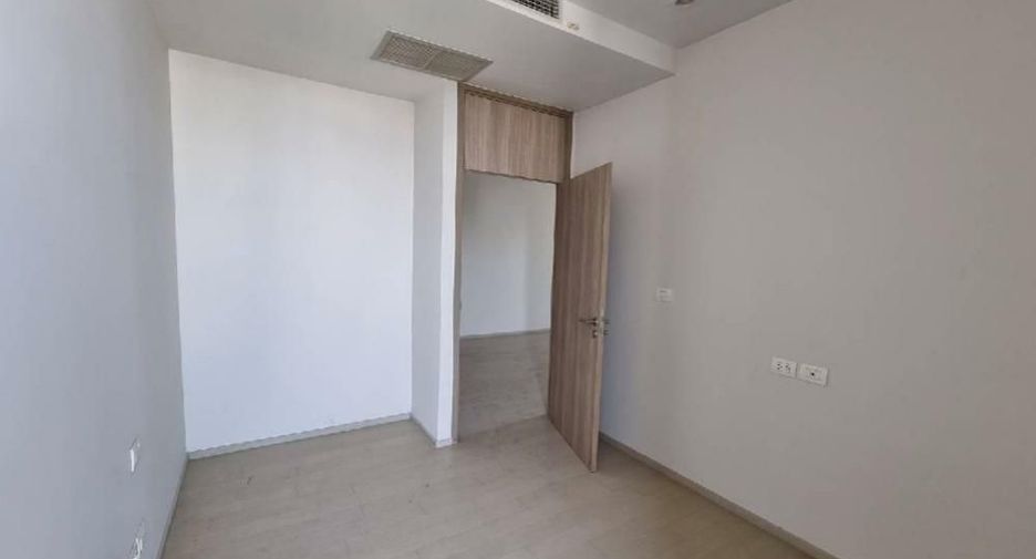 À vendre 2 chambres condo à Pathum Wan, Bangkok