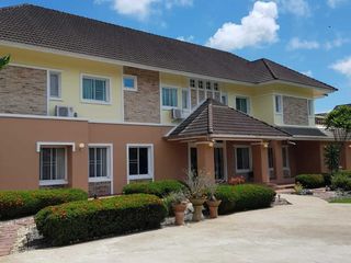 Haus zum Kauf mit 4 Zimmer in Mueang Chiang Rai, Chiang Rai