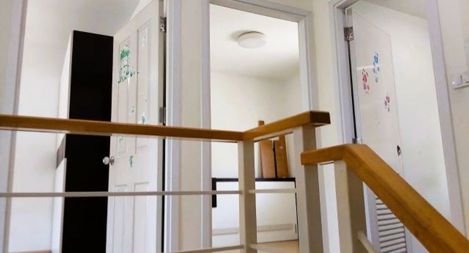 Reihenhaus zum Kauf mit 3 Zimmer in Nong Khaem, Bangkok