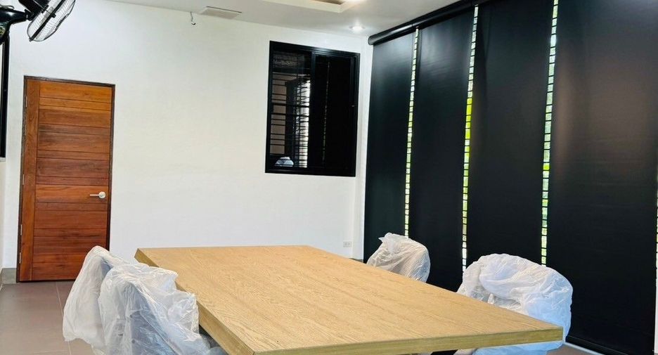 For sale 3 bedrooms house in Dok Khamtai, Phayao
