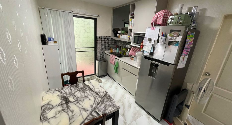 For sale 2 bedrooms condo in Bang Na, Bangkok