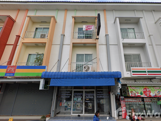 For rent 3 bedrooms townhouse in Mueang Samut Sakhon, Samut Sakhon