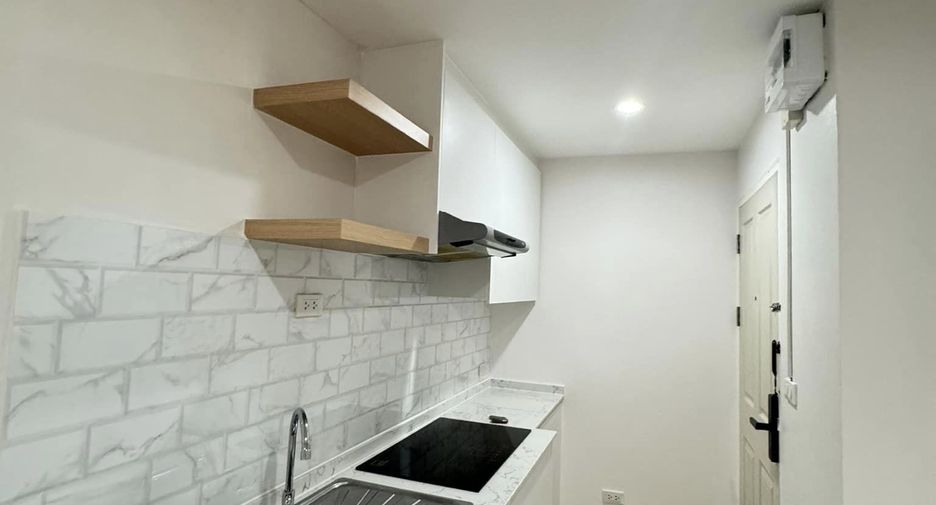 For sale 2 bedrooms condo in Din Daeng, Bangkok
