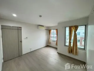 For sale 2 bedrooms condo in Din Daeng, Bangkok