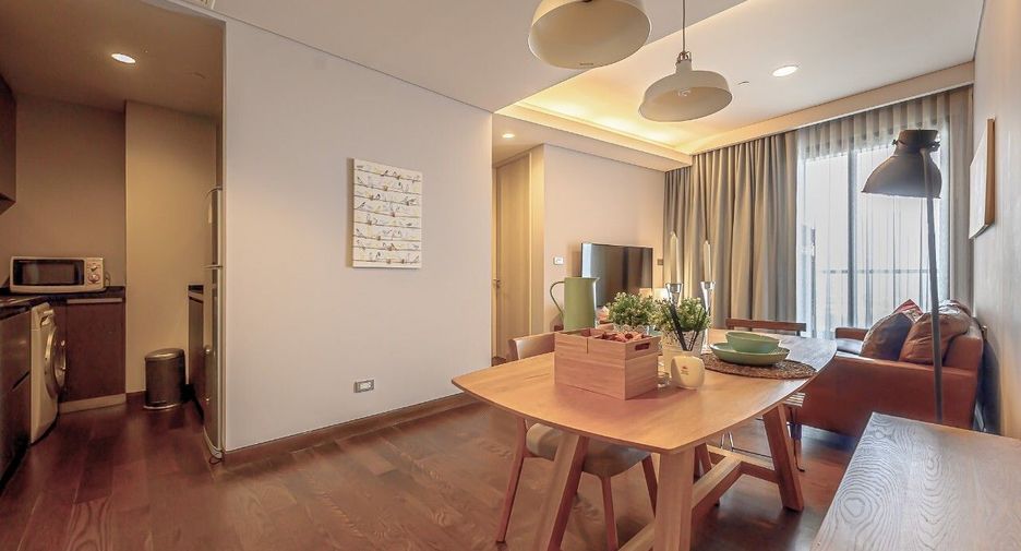 For sale 2 bedrooms condo in Khlong Toei, Bangkok