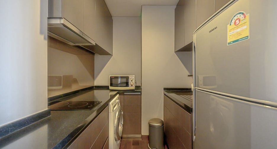 For sale 2 bedrooms condo in Khlong Toei, Bangkok