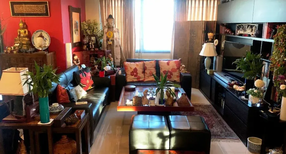 For sale 3 bedrooms condo in Watthana, Bangkok