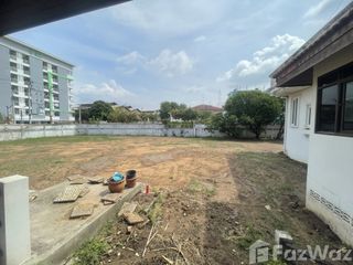 Продажа Участок в Mueang Samut Prakan, Самутпракан
