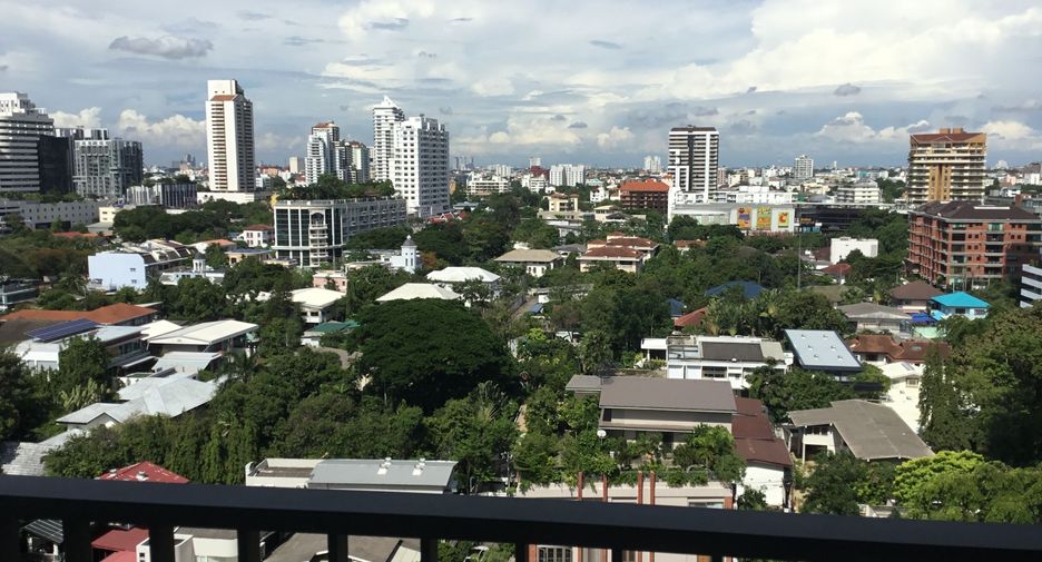 For sale and for rent 1 bed condo in Watthana, Bangkok