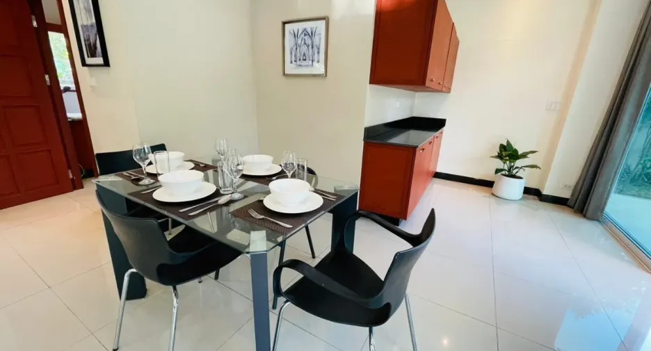 Villa zum Kauf mit 6 Zimmer in Mueang Chiang Rai, Chiang Rai