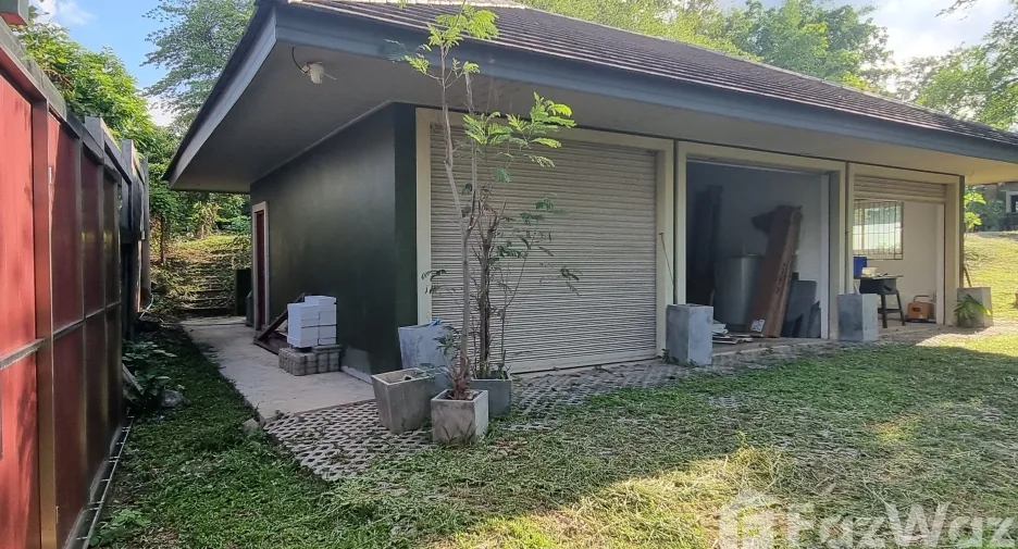 Villa zum Kauf mit 6 Zimmer in Mueang Chiang Rai, Chiang Rai