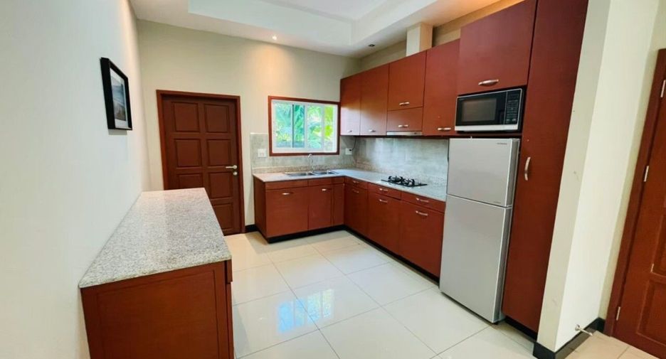 For sale 6 bedrooms villa in Mueang Chiang Rai, Chiang Rai