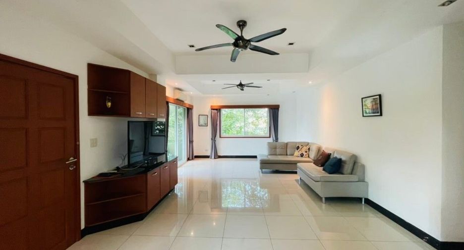 For sale 6 bedrooms villa in Mueang Chiang Rai, Chiang Rai