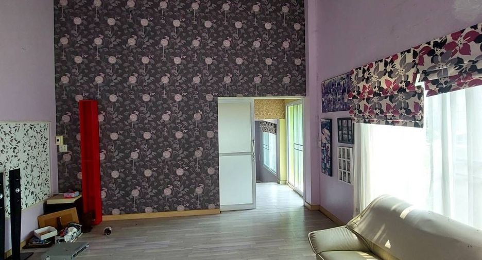 For sale 10 bedrooms house in Mueang Lampang, Lampang