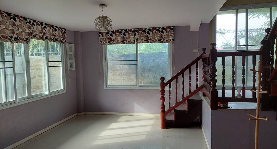 For sale 10 bedrooms house in Mueang Lampang, Lampang