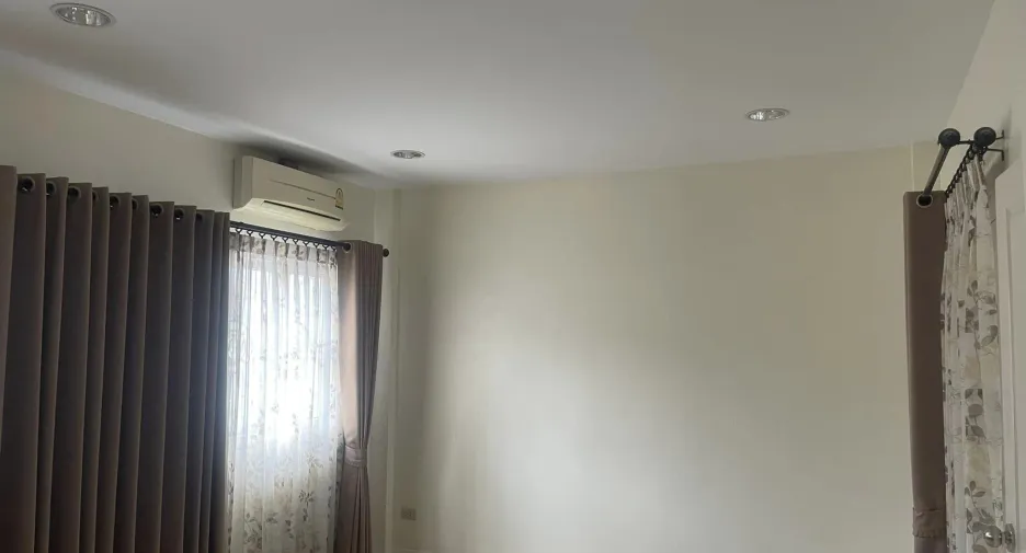 À vendre 4 chambres maison de ville à Mueang Nakhon Si Thammarat, Nakhon Si Thammarat