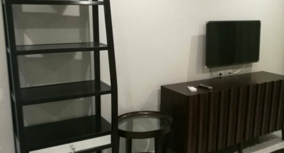 Продажа 1 кровать кондо в Патхум Щан, Бангкок