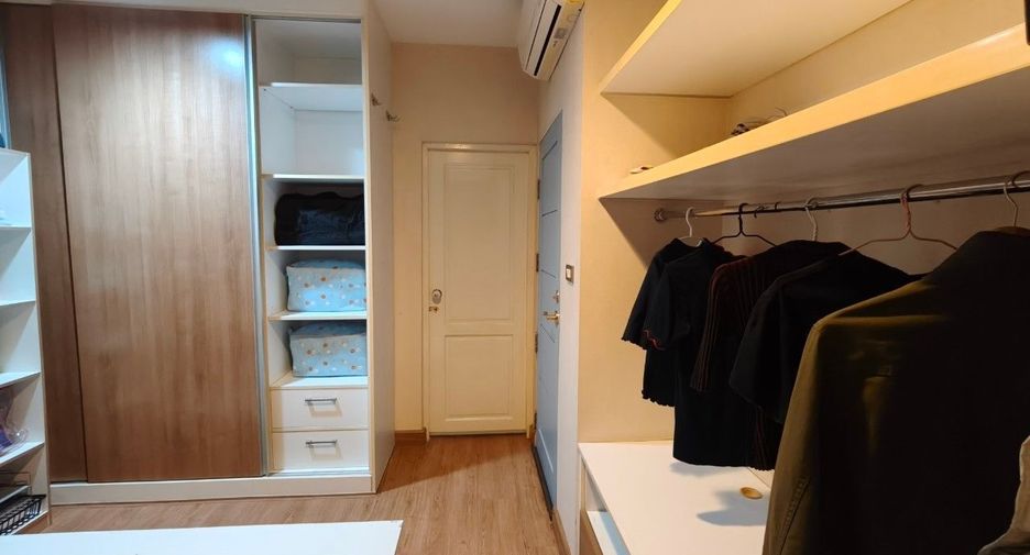 For sale 1 bed condo in Suan Luang, Bangkok