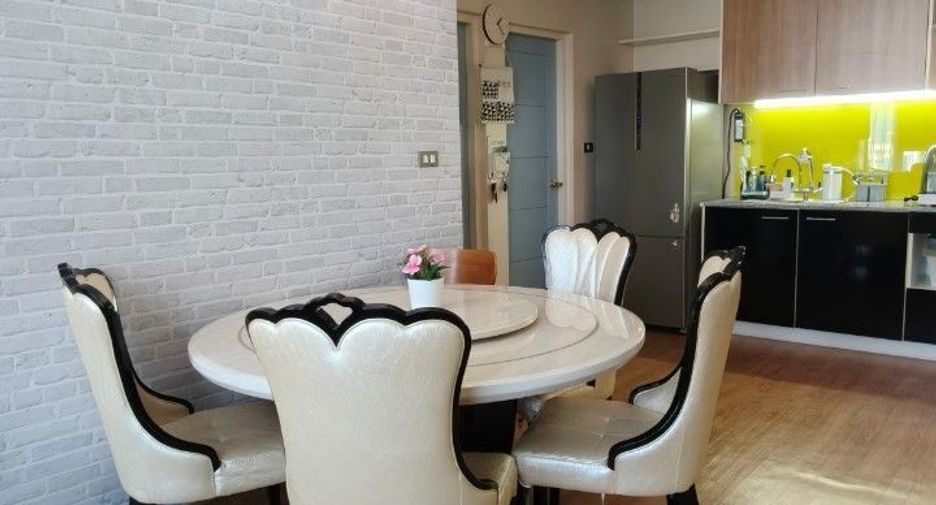 For sale 1 bed condo in Suan Luang, Bangkok