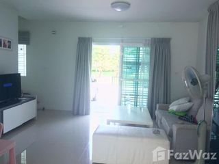 出售 4 卧室 联排别墅 在 Mueang Chon Buri, Chon Buri