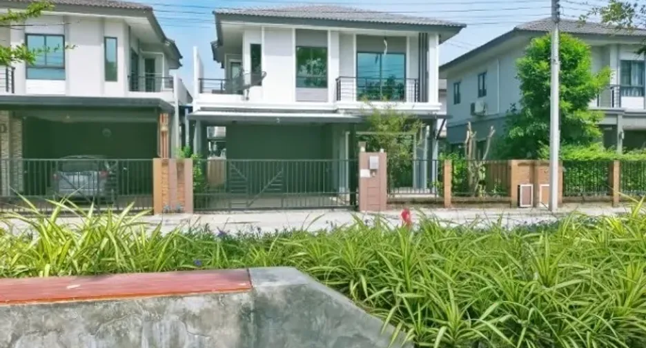 À vendre 3 chambres maison à Bang Phli, Samut Prakan