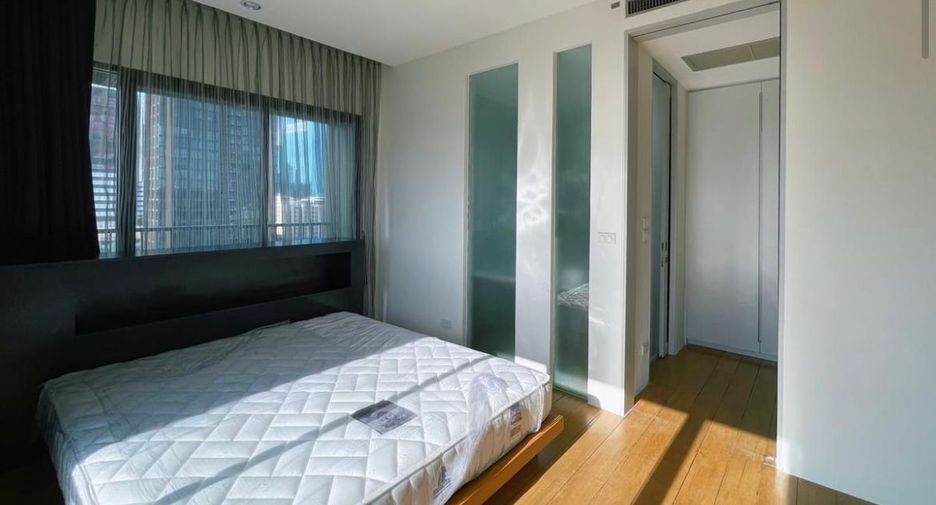 For sale 1 bed condo in Watthana, Bangkok