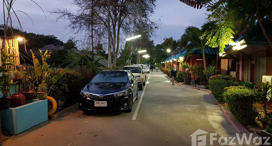 出售 20 卧室 酒店 在 Mueang Rayong, Rayong