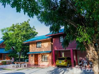 Hotel en venta de 20 habitaciones en Mueang Rayong, Rayong