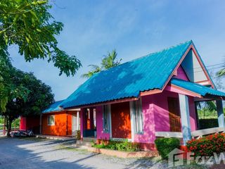 Hotel en venta de 20 habitaciones en Mueang Rayong, Rayong
