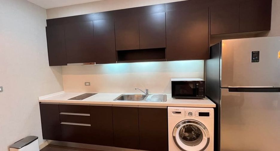 For sale 2 bedrooms condo in Watthana, Bangkok